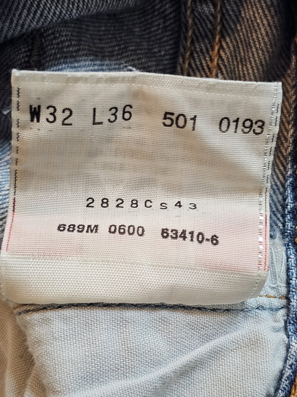🔥Vintage Y2K Levi's 501 Jeans 32x33 Button Fly Made in Colombia 06/00 Tag 32x36 - Picture 15 of 16